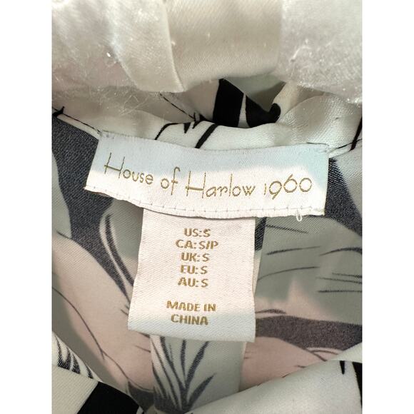 HOUSE OF HARLOW | White Black Modern Floral Silky Button Front Blouse | Small - Picture 5 of 6